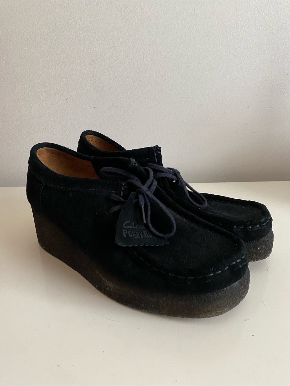 Women’s Black Suede Wallabee Peggy Bee Wedge Shoe Size 7.5